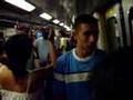 Cogiendo el metro en Tai Woo