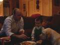 videos de Carter and Mike try to keep carckers away from Skip