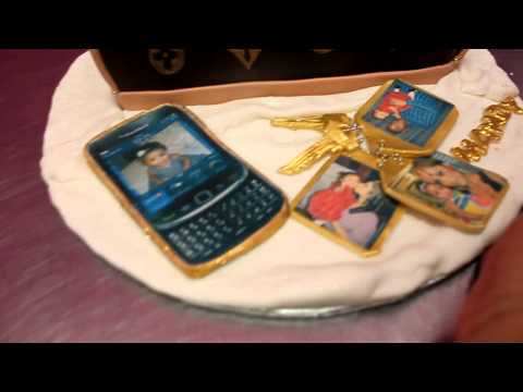 how to paint lv logo on cake