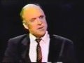 politician explaining ship disaster