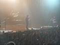 videos de Trent Reznor apologizing for postponing a show.