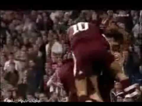 Golazo de Van Bommel en el Bernab&eacute;u