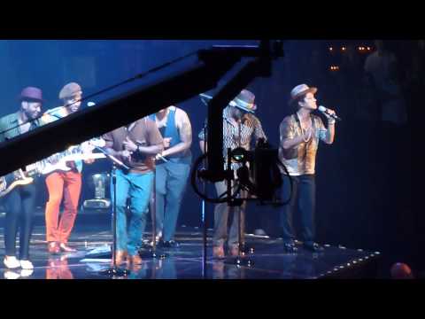 PIcking Up Girls With Bruno Mars & Runaway Baby Moonshine Jungle Tour