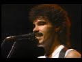 Hall & Oates - Kiss On My List (Live,1982) ダリル・ホール