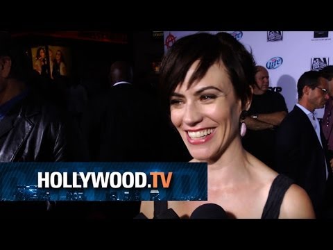Maggie Siff at SOA Season 6 Premiere - Hollywood.TV