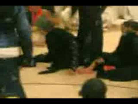 اغتصاب فتيات