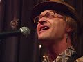 tommy performing solo at eddie's attic.