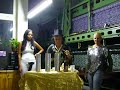 Edi2000 zaubert in der Stickerei Puschky Lustenau Edi2000 zaubert in der Stickerei Puschky Lustenau
