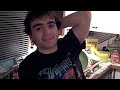 Bekijk muziek clip van Anton met coconuts