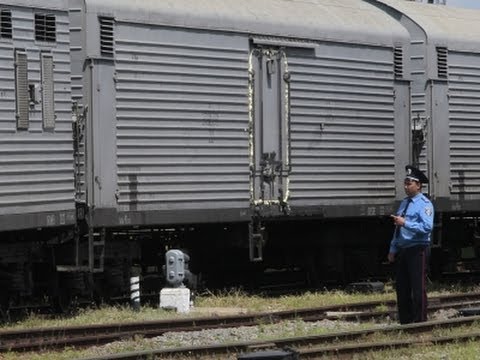 Raw: MH17 Passenger Remains in Kharkiv, Ukraine