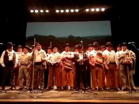 cante alentejano - Grupo Coral Amigos do Alentejo, do Feijó (Almada) Serão de Cante Alentejano, Almada, 22/10/2011 (Gravado com telemóvel)