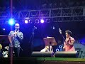 a interpreta��o pungente de regina carter no violino para o cl�ssico, durante o festival de jazze blues de rio das ostras