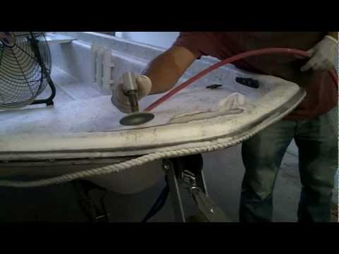 how to repair fiberglass boat