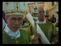 ISILI. DON ALFREDO RICEVE IN OMAGGIO UN TAPPETO