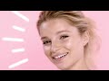 Under Eye Brightening Corrector video image 0