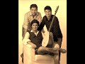KOMA BIRA  �  LIVE HALAY (Rindik�)