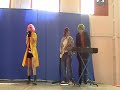 Actuaci�n Karaoke Gravitation