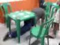 Por Baixo da Mesa Por Baixo da Mesa