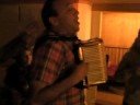 chiche maestre cantando en suiza