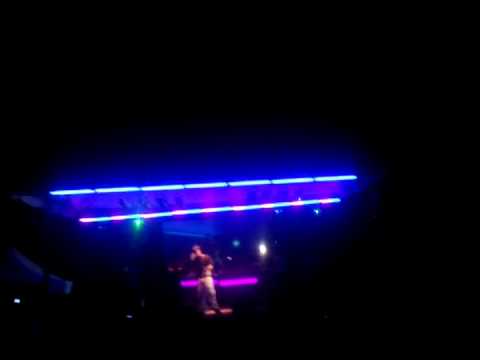 Kendo Kaponi  -  La 40 @ 360 Paint Splash (2011)