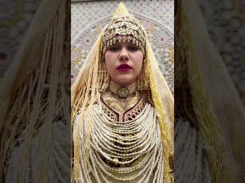 Description of the short caftan