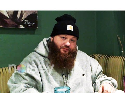 noisey - You Should Subscribe Here Now: http://bit.ly/VErZkw For the second episode of Noisey Raps, we spent 48 hours with Action Bronson on the London leg of his Eur...