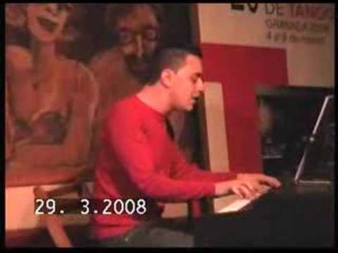 VÍCTOR VALERA.- En blanco y negro