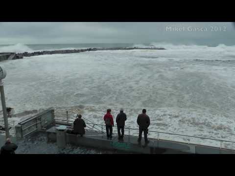 Oleaje Impresionante en Donostia-San Sebastian