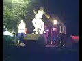 Coreografia en concierto abdahil explotao al brinco