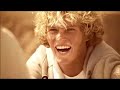 Hollister Co Three Friends