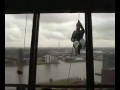 Abseilen van de Euromast Marieke + Marlous