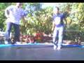 aki brincando