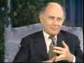 Part 2 of a brilliant interview with one of the greatest researchers ever, Professor Antony Sutton, the author of Wall Street and the Bolshevik Revolution and Wall Street and The Rise of Hitler, where he showes how bankers, businessmen and politicans in the west supported and financed both the communist and the nazis, all according to their hegelian dialectic plan for world control.