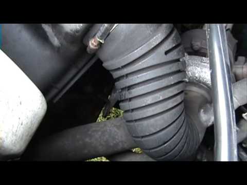 Mercedes Sprinter – How to Change the Engine Air Filter / Cleaner