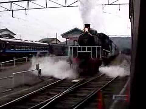 ＳＬ急行発車！