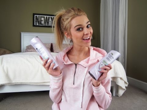 clear review - Twitter - http://twitter.com/#!/@melissamerk Instagram - @melissamerk blog - http://www.skindeepbeautytips.com check out my vlog channel - http://www.youtube...