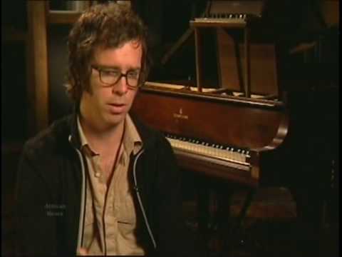 BEN FOLDS GOES OVER THE HEDGE