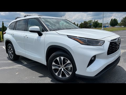 2022 toyota highlander xle awd pov test drive review