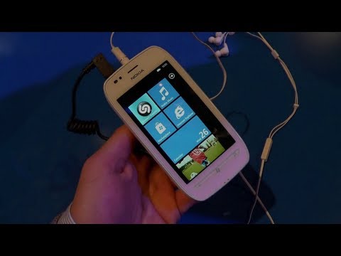 Nokia Lumia 710 con Windows Phone Mango - Anteprima dal Nokia World - TVtech