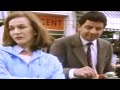 Mr Bean - Bus Stop, Lady and Pram -- Bushaltestelle, eine Dame und ein Kinderwagen