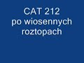 Cat 212 wyjeżdża z błotka
