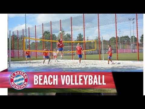 Beach volleyball with Müller, Lewandowski and co. Beach volleyball with Müller, Lewandowski and co.