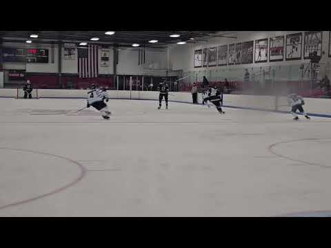 2025 USPHL South Shore Kings Elite - # 52 - Played Forward - Assist, carries puck