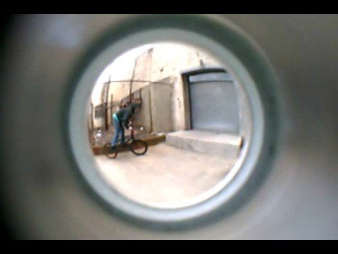 BMX BIKES TRICKS STUNTS CRASHES