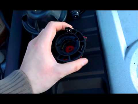 how to change xenon bulb skoda