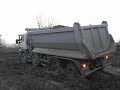 Scania P380 v těžkém terénu