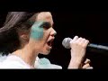 Bjork - Pluto (live Pro-Shot)
