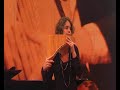 Rachel Munneke speelt de Romanze van Svendsen op panfluit