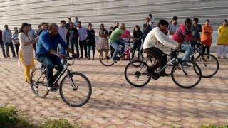 Slow Cycle Race- Round 2