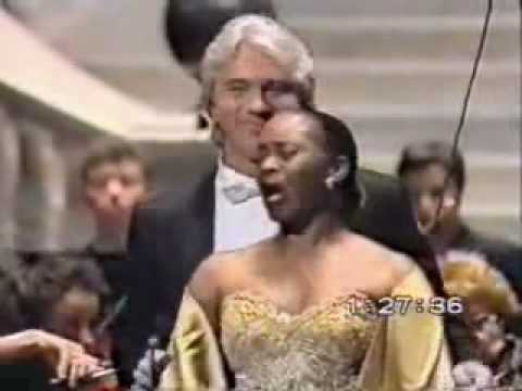 Dmitri and Barbara sing duet from ...